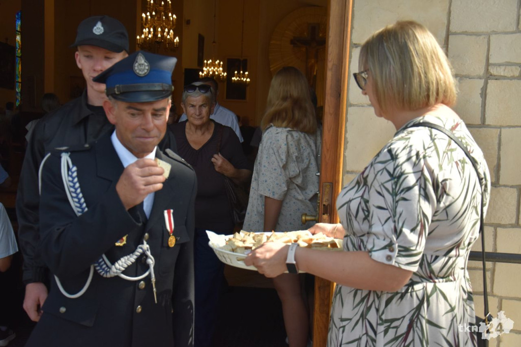 Uroczysta msza dożynkowa w Rudzie Malenieckiej [wideo, zdjęcia]