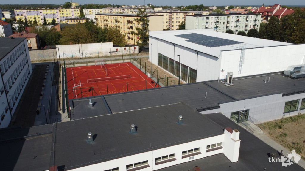 `Igrzyska czas zacząć!` Uroczyste otwarcie hali sportowej przy Szkole Podstawowej nr 2 w Końskich [wideo, zdjęcia]