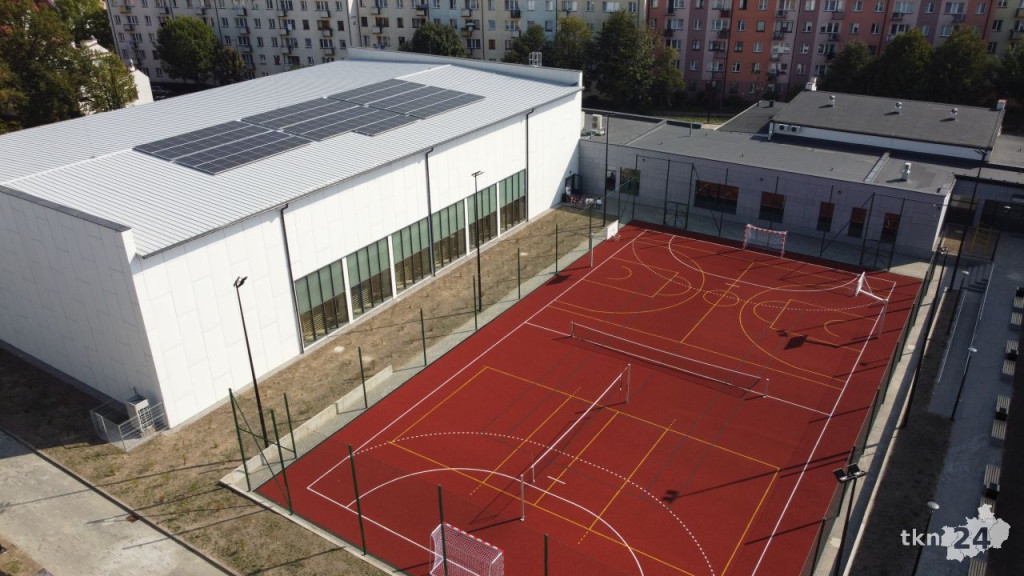 `Igrzyska czas zacząć!` Uroczyste otwarcie hali sportowej przy Szkole Podstawowej nr 2 w Końskich [wideo, zdjęcia]