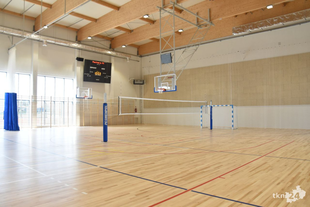 `Igrzyska czas zacząć!` Uroczyste otwarcie hali sportowej przy Szkole Podstawowej nr 2 w Końskich [wideo, zdjęcia]