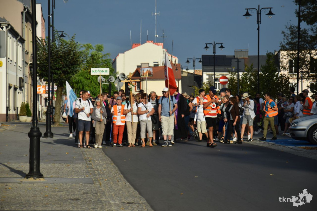 Pielgrzymka do Czarnej w 25. rocznicę Koronacji Obrazu Matki Bożej Wychowawczyni