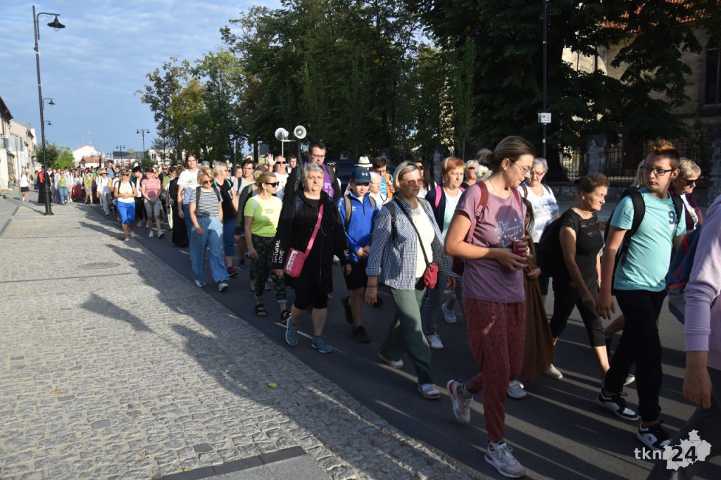 Pielgrzymka do Czarnej w 25. rocznicę Koronacji Obrazu Matki Bożej Wychowawczyni