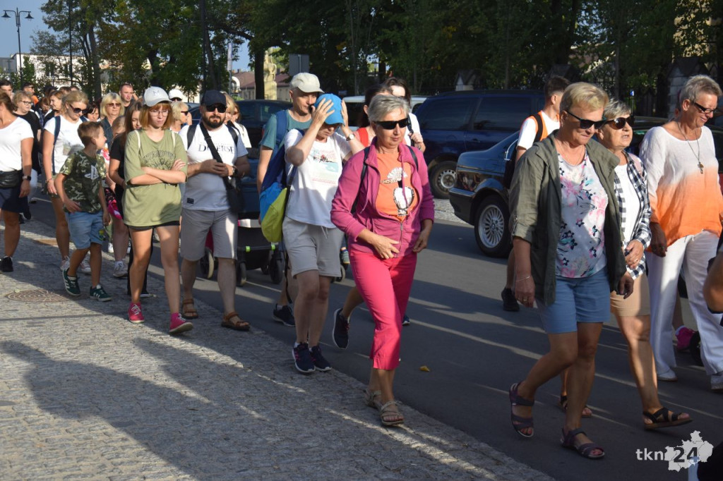 Pielgrzymka do Czarnej w 25. rocznicę Koronacji Obrazu Matki Bożej Wychowawczyni