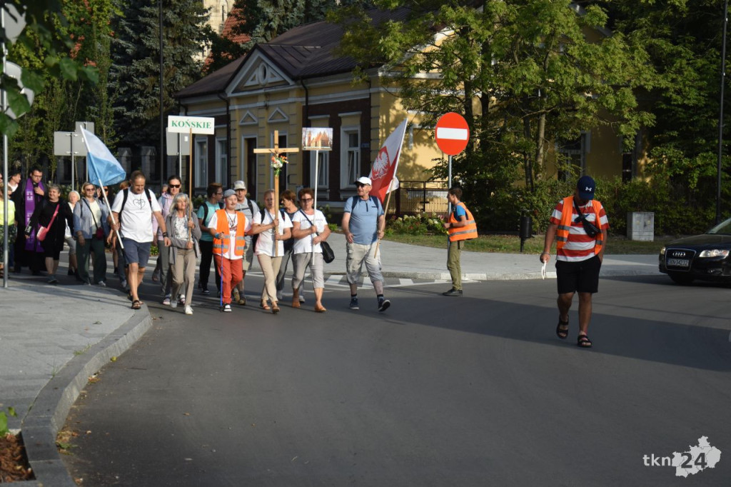 Pielgrzymka do Czarnej w 25. rocznicę Koronacji Obrazu Matki Bożej Wychowawczyni