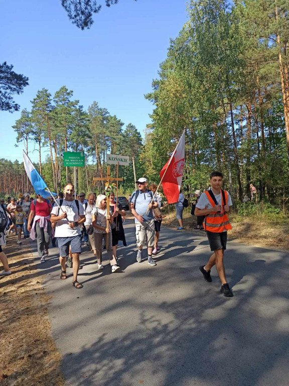 Pielgrzymka do Czarnej w 25. rocznicę Koronacji Obrazu Matki Bożej Wychowawczyni