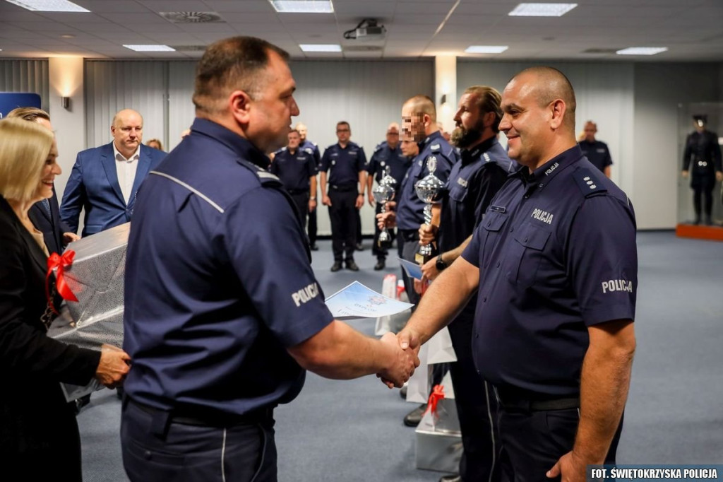 Policjanci z Końskich wśród najlepszych w województwie [zdjęcia]