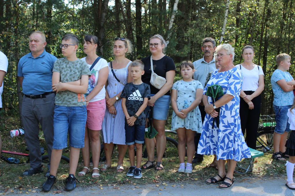 Mieszkańcy gminy Smyków upamiętnili 80. rocznicę Bitwy pod Trawnikami [zdjęcia]
