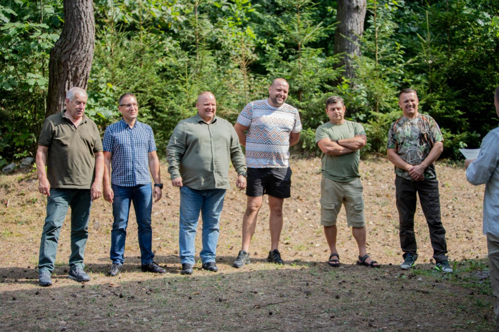 Pierwsze warsztaty wabienia jeleni odbyły się w Niekłaniu [wideo, zdjęcia]