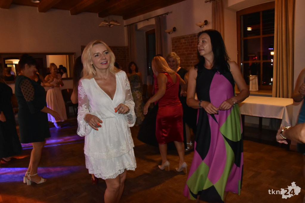 Bal absolwentów i sympatyków II LO w Końskich [zdjęcia]