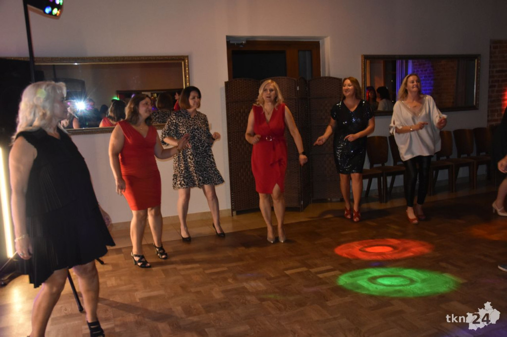 Bal absolwentów i sympatyków II LO w Końskich [zdjęcia]