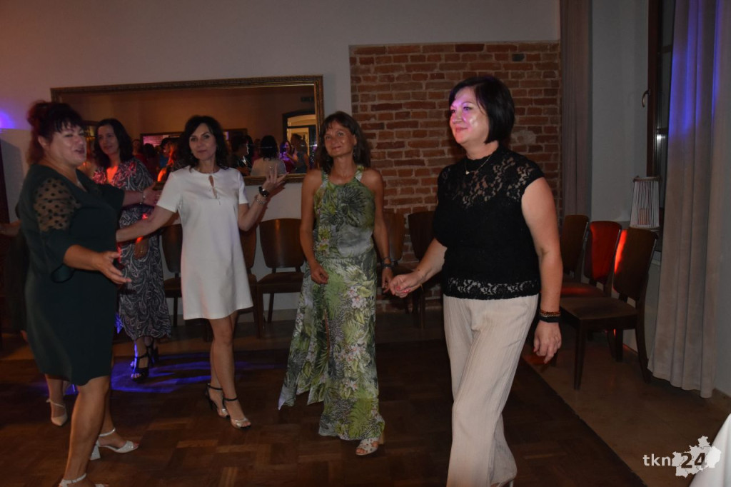 Bal absolwentów i sympatyków II LO w Końskich [zdjęcia]