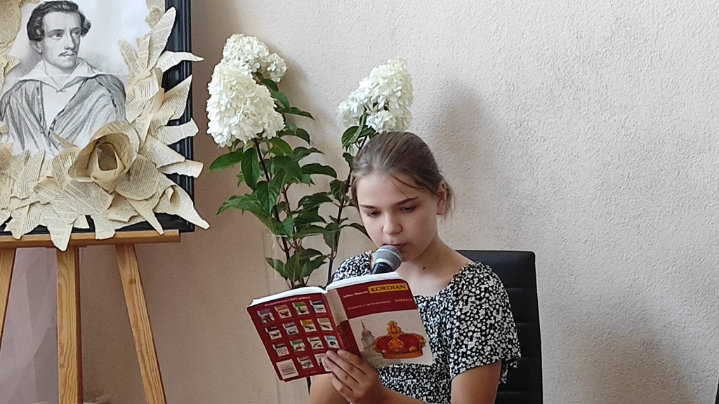 Narodowe Czytanie 2024: Kordian w Stąporkowie - Wolność i poświęcenie w XXI wieku [wideo, zdjęcia]