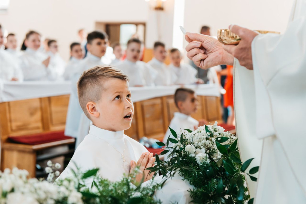 Potrzebujesz fotografa na komunię czy studniówkę? Poznaj Artist Media! [zdjęcia]