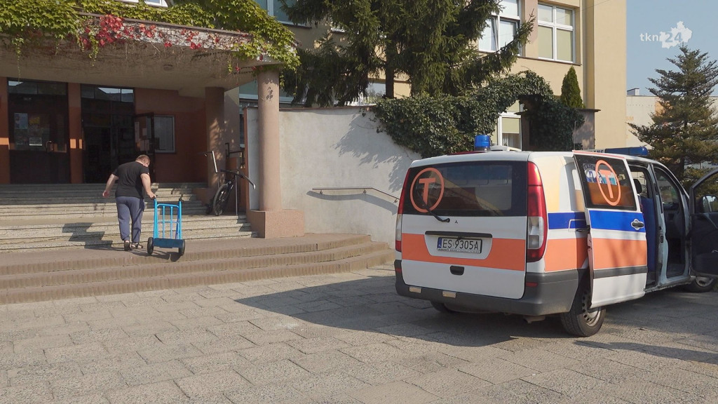 Pierwsze dary dla powodzian wyjechały z Końskich [wideo, zdjęcia]