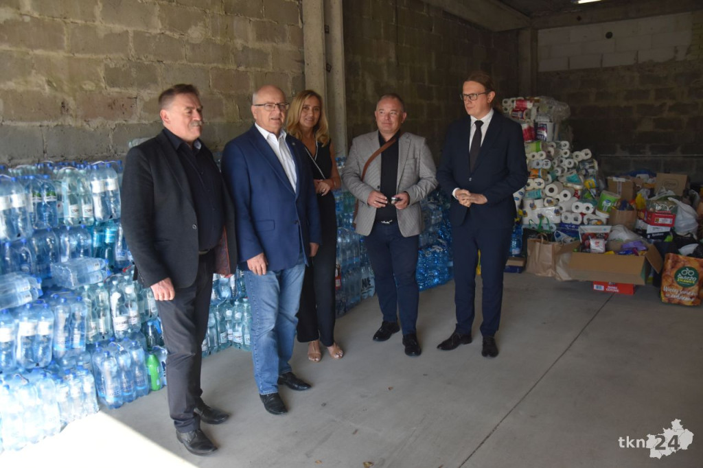 Staropolski Związek Gmin i Miast wspiera powodzian [wideo, zdjęcia]
