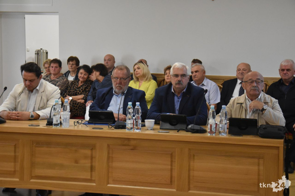 Rada Miejska w Końskich wesprze finansowo powodzian. Relacja z piątkowych obrad [wideo, zdjęcia]