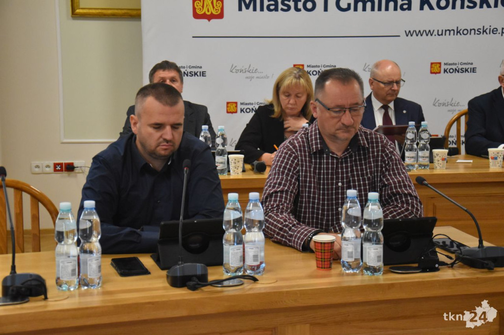 Rada Miejska w Końskich wesprze finansowo powodzian. Relacja z piątkowych obrad [wideo, zdjęcia]