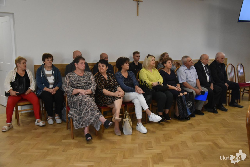 Rada Miejska w Końskich wesprze finansowo powodzian. Relacja z piątkowych obrad [wideo, zdjęcia]