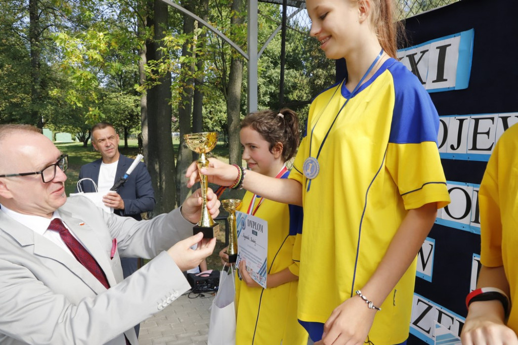 Biegi Przełajowe w Baryczy. Najlepsi pojadą na Mistrzostwa Polski [zdjęcia]