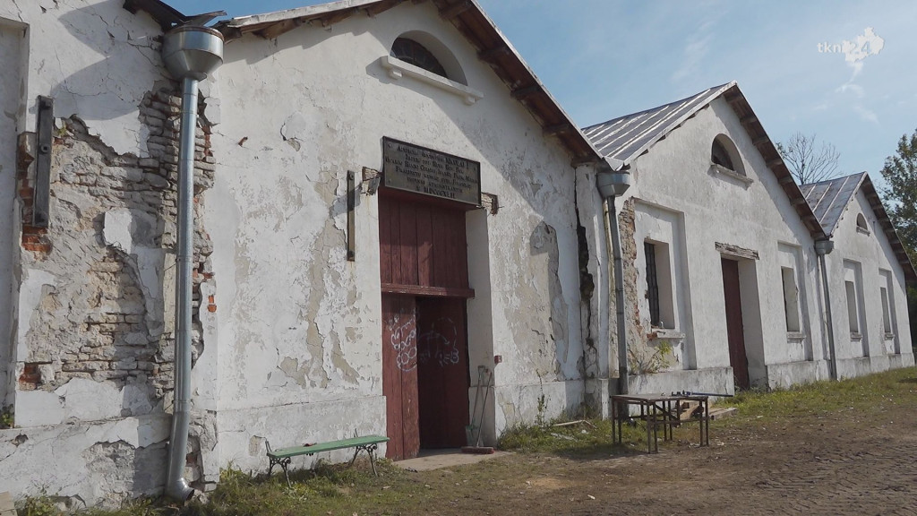 Muzeum w Sielpi znowu z opóźnieniami. Prace jednak ruszyły [wideo]