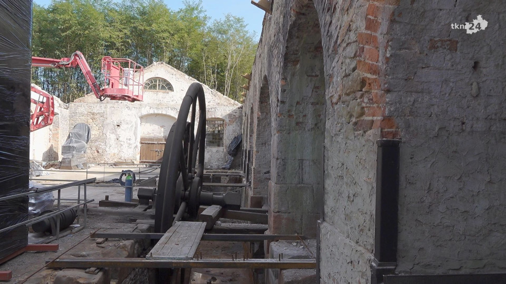 Muzeum w Sielpi znowu z opóźnieniami. Prace jednak ruszyły [wideo]