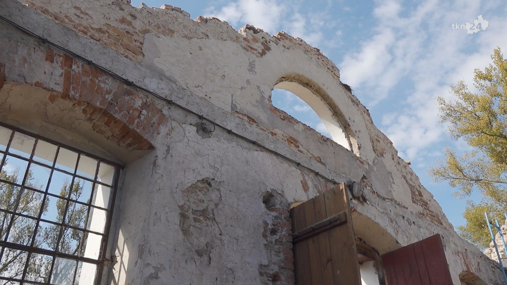 Muzeum w Sielpi znowu z opóźnieniami. Prace jednak ruszyły [wideo]