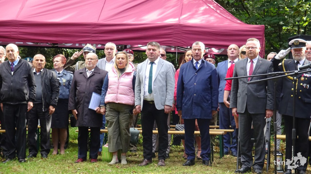 Uczcili pamięć poległych pod Gruszką - Jóźwikowem. Stanęła nowa tablica [wideo, zdjęcia]