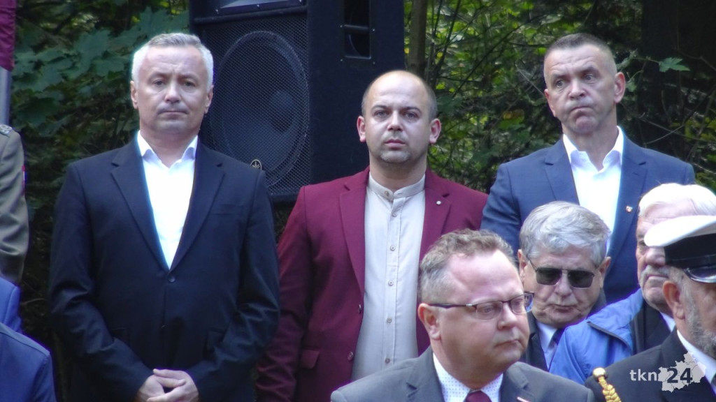 Uczcili pamięć poległych pod Gruszką - Jóźwikowem. Stanęła nowa tablica [wideo, zdjęcia]