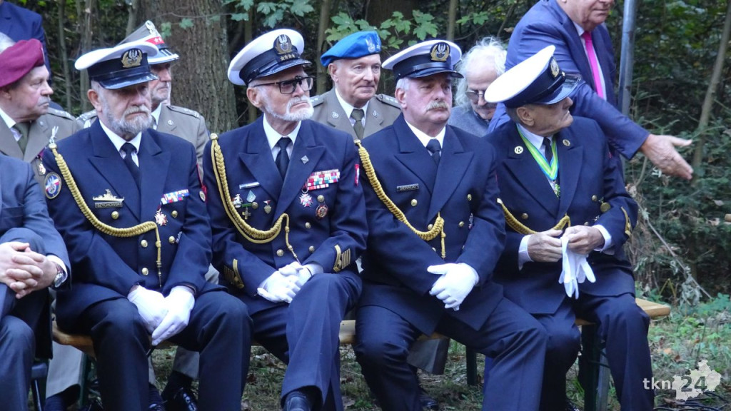 Uczcili pamięć poległych pod Gruszką - Jóźwikowem. Stanęła nowa tablica [wideo, zdjęcia]
