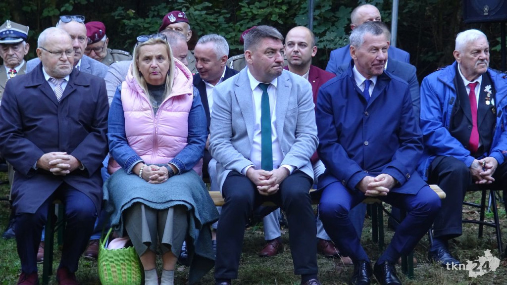 Uczcili pamięć poległych pod Gruszką - Jóźwikowem. Stanęła nowa tablica [wideo, zdjęcia]