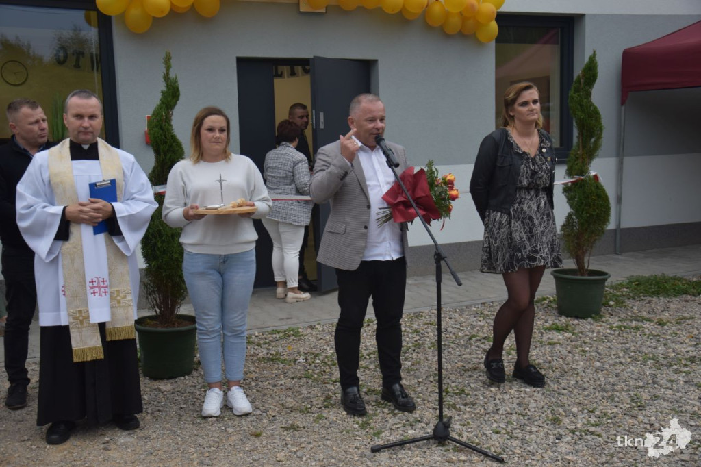 Pakuły zyskały nową świetlicę wiejską. Mieszkańcy mogą z niej korzystać kiedy zechcą [wideo, zdjęcia]