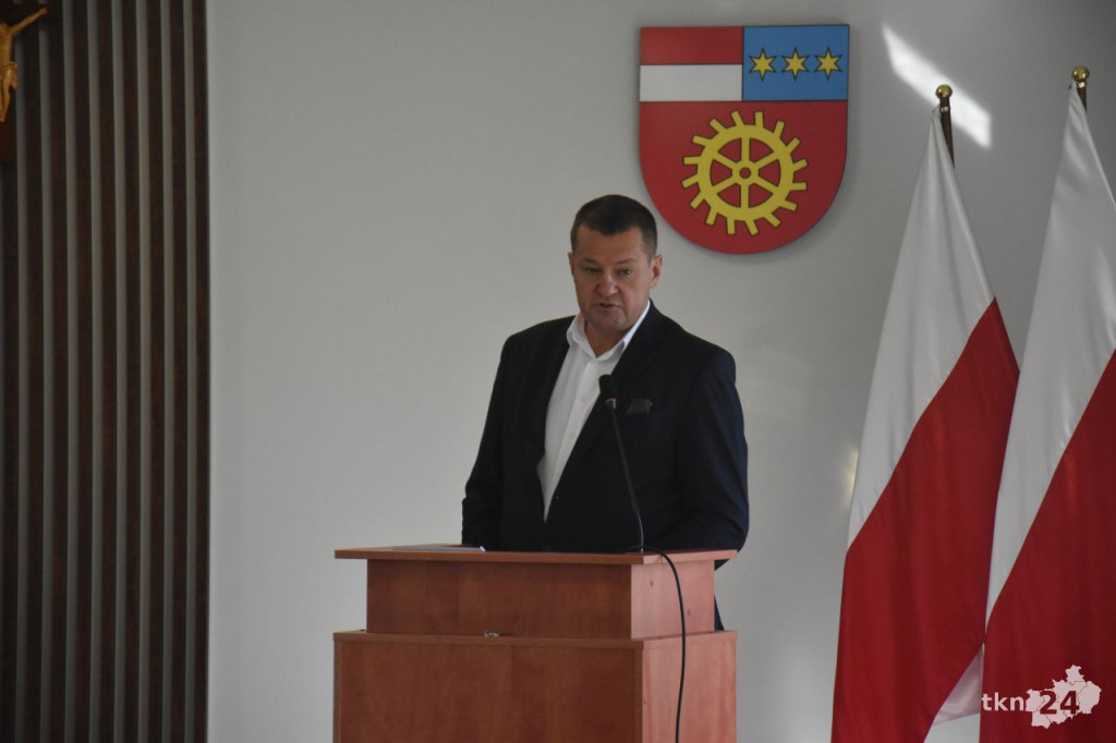 VIII Sesja Rady Powiatu Koneckiego: W tle szpital, wypadkowe skrzyżowanie i zaprzysiężenie radnego [wideo, zdjęcia]