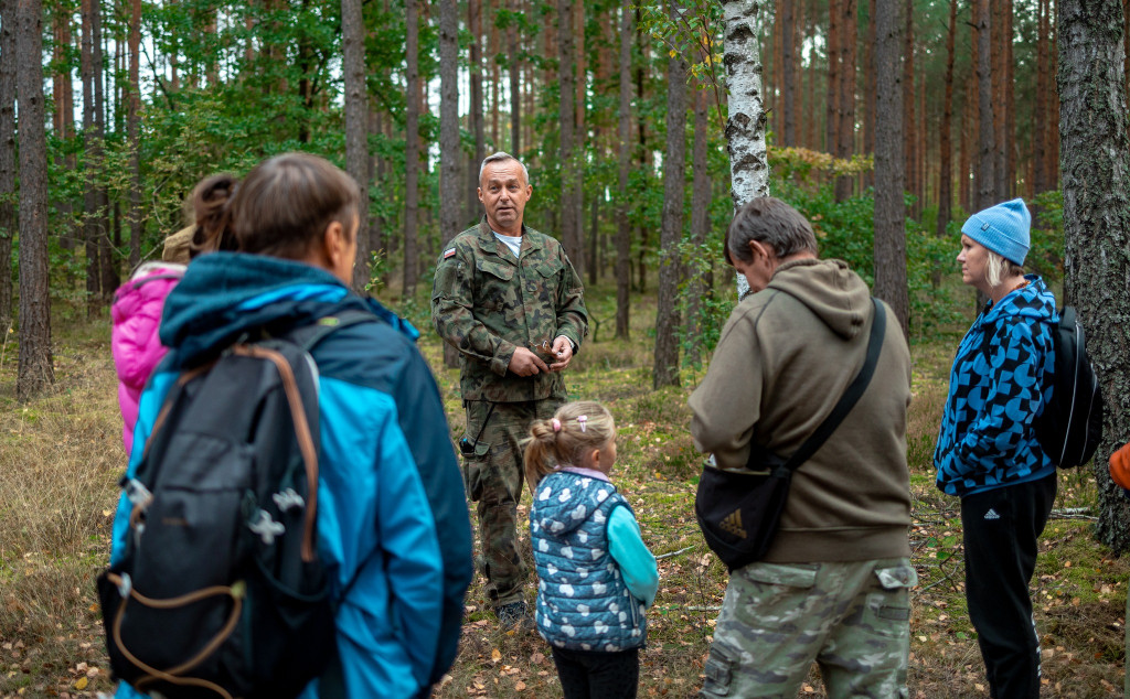 Miłośnicy bushcraftu spotkali się w Sielpi [wideo, zdjęcia]