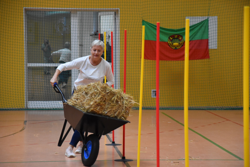 Sport, zabawa i rolnictwo. Sportowe wykopki w Fałkowie! [zdjęcia]