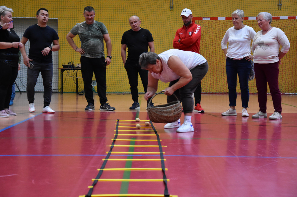 Sport, zabawa i rolnictwo. Sportowe wykopki w Fałkowie! [zdjęcia]