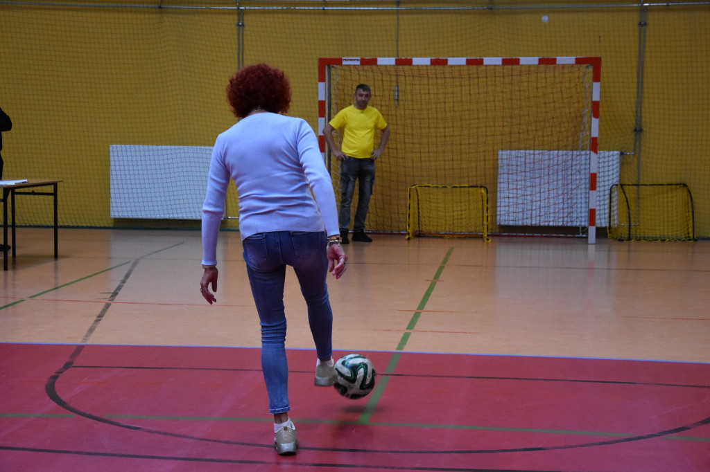 Sport, zabawa i rolnictwo. Sportowe wykopki w Fałkowie! [zdjęcia]