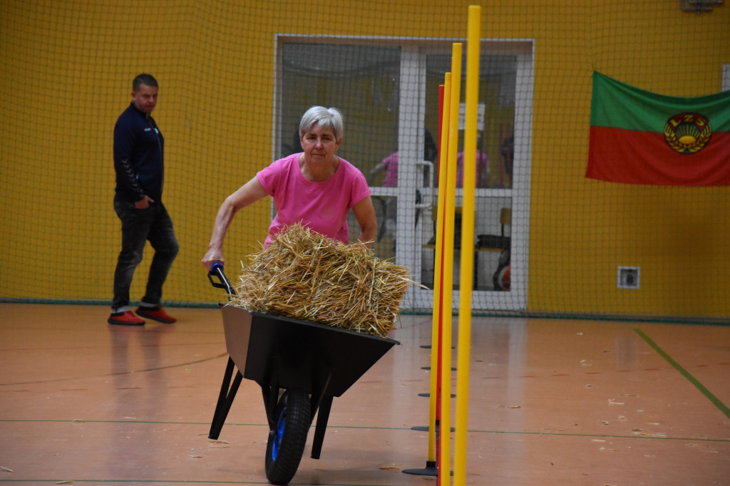 Sport, zabawa i rolnictwo. Sportowe wykopki w Fałkowie! [zdjęcia]