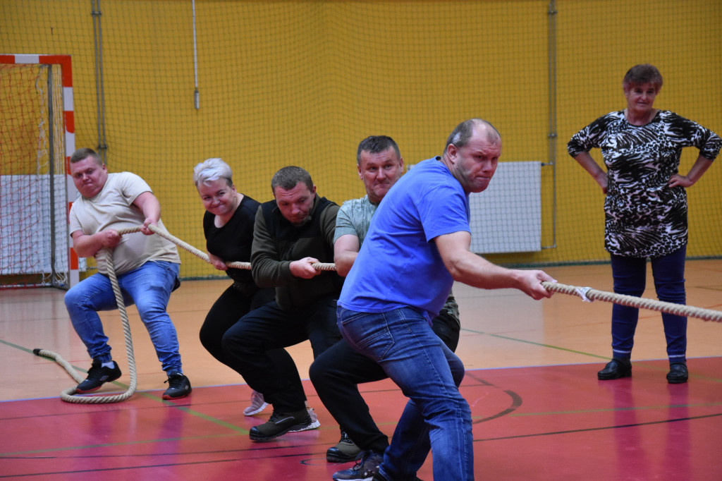 Sport, zabawa i rolnictwo. Sportowe wykopki w Fałkowie! [zdjęcia]
