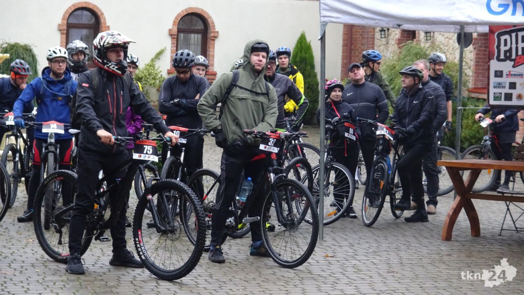 Piekielny Bike Orient wystartował w Niekłaniu [wideo, zdjęcia]