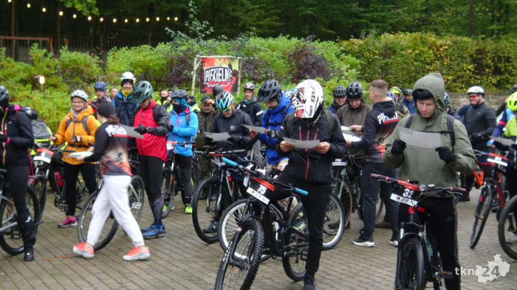 Piekielny Bike Orient wystartował w Niekłaniu [wideo, zdjęcia]