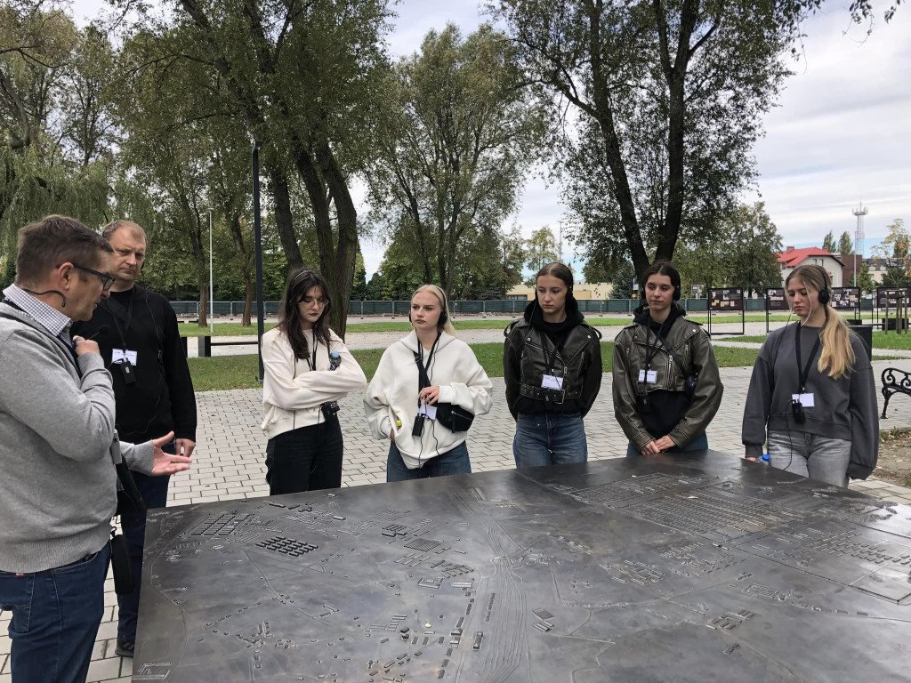 Uczniowie z I LO w Końskich zostali wolontariuszami w Muzeum Auschwitz-Birkenau [zdjęcia]
