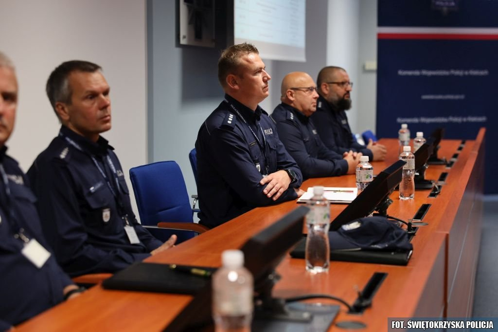 Piotr Przygodzki z KPP Końskie z trzecim miejscem w Turnieju Służby Dyżurnej [zdjęcia]