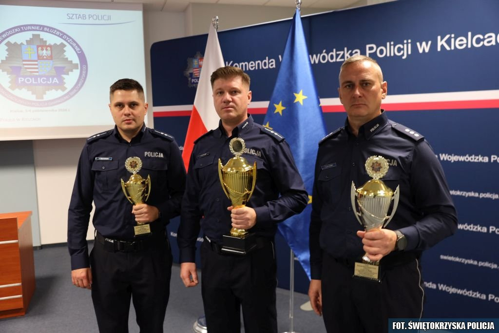Piotr Przygodzki z KPP Końskie z trzecim miejscem w Turnieju Służby Dyżurnej [zdjęcia]