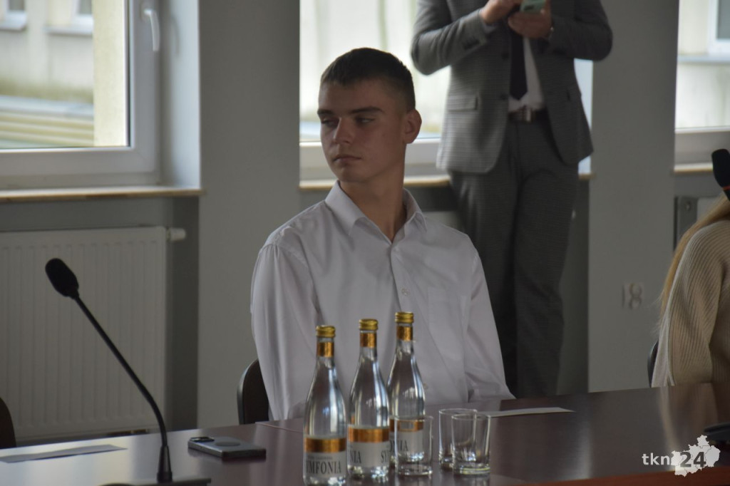 Powstała Młodzieżowa Rada Powiatu Koneckiego [wideo, zdjęcia]