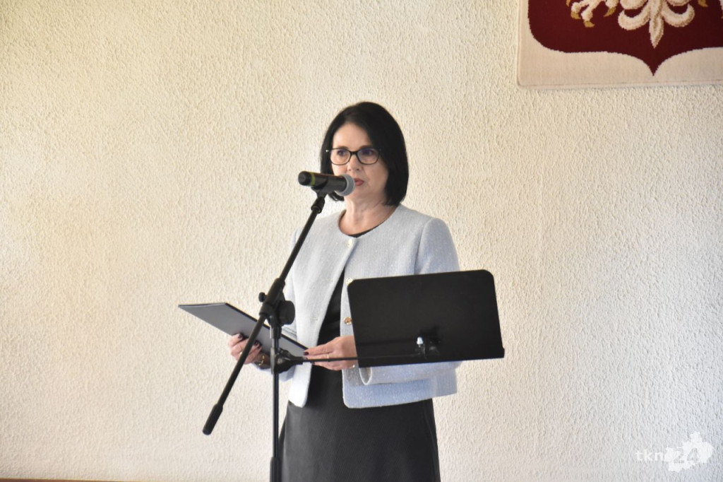 Starosta Konecki oraz Kuratorium Oświaty wyróżnili nauczycieli i dyrektorów [wideo, zdjęcia]