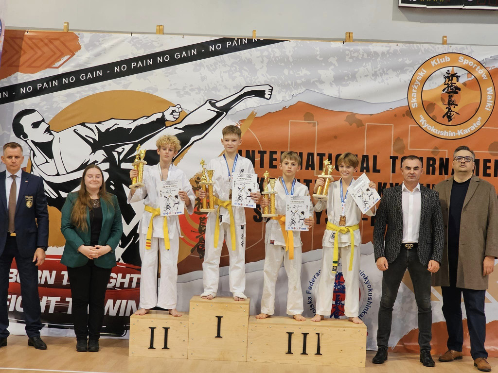 Karatecy z Końskich z pięcioma medalami w Skarżysku [zdjęcia]