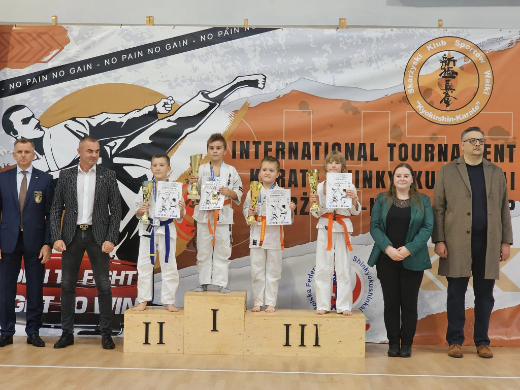 Karatecy z Końskich z pięcioma medalami w Skarżysku [zdjęcia]