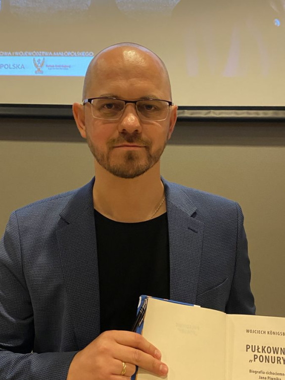 Ciekawe spotkanie z autorem biografii Jana Piwnika `Ponurego` w Krakowie [zdjęcia]