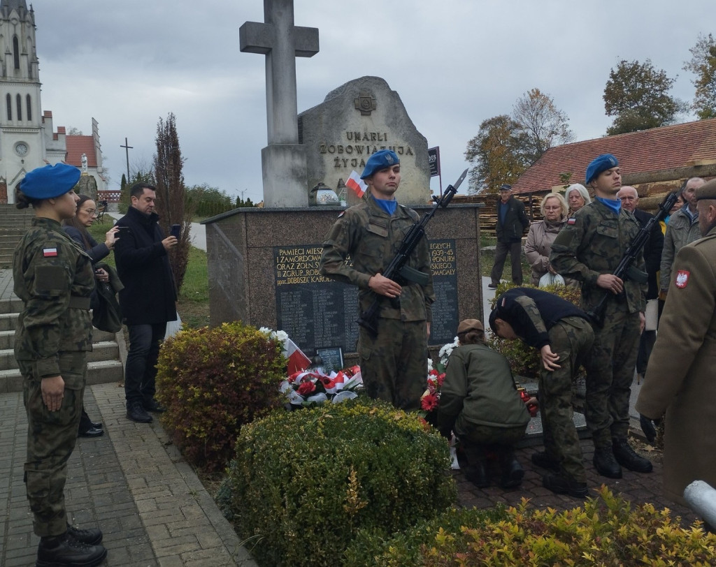 Gmina Stąporków upamiętniła Niekłański Październik [zdjęcia]