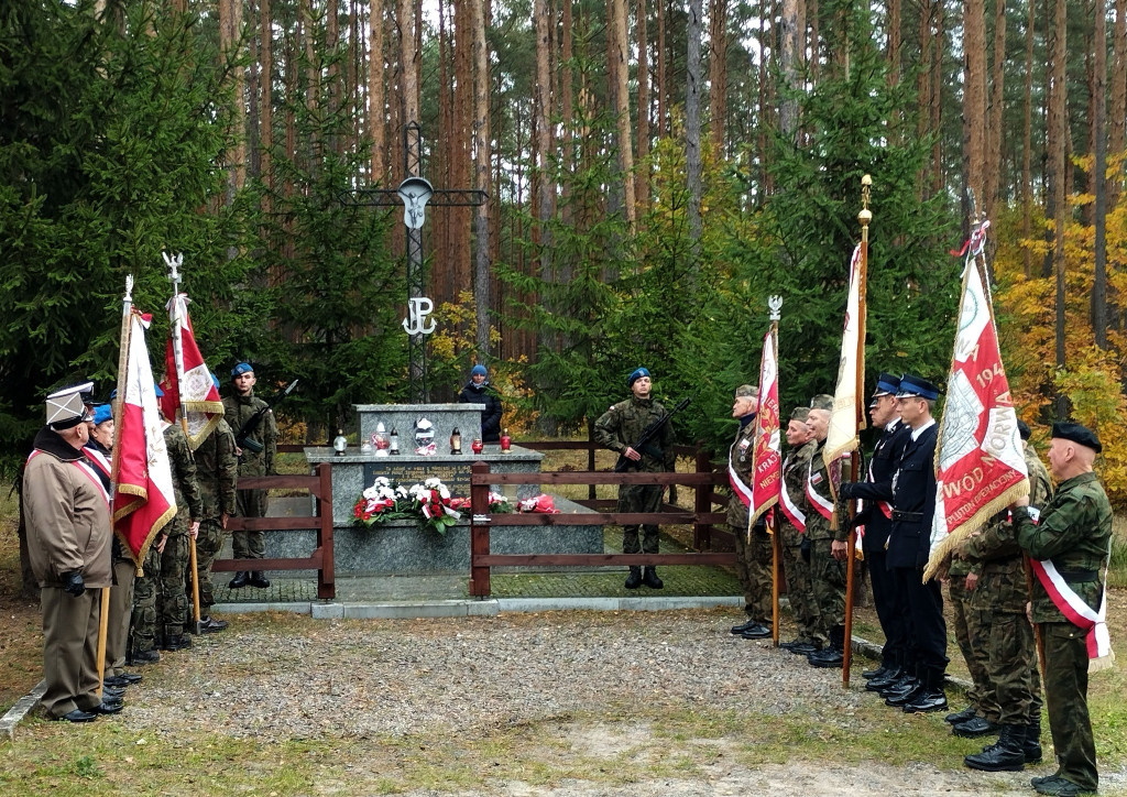 Gmina Stąporków upamiętniła Niekłański Październik [zdjęcia]